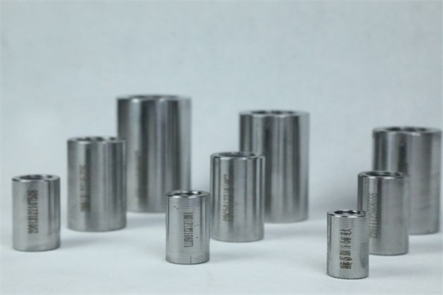 凉山40<font style='color:red'>直螺纹钢筋套筒</font>价格